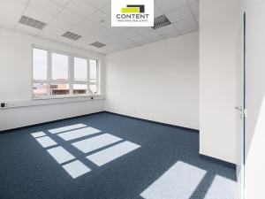 Pronájem výrobních prostor, Ostředek, 4424 m2