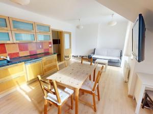 Pronájem bytu 2+kk, Strančice, Náměstí Emila Kolbena, 73 m2