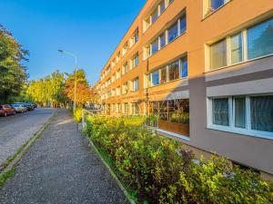 Pronájem bytu 2+kk, Králův Dvůr, Nad Stadionem, 40 m2