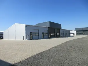 Pronájem skladu, Cvrčovice, 750 m2