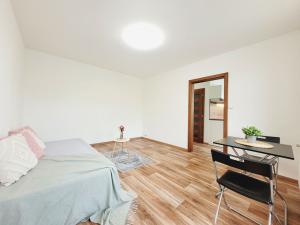 Pronájem bytu 3+1, Kostelec na Hané, Sportovní, 72 m2