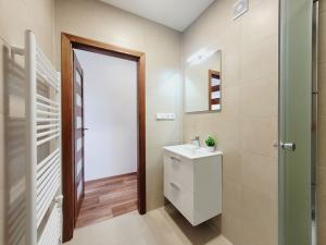 Pronájem bytu 3+1, Kostelec na Hané, Sportovní, 72 m2