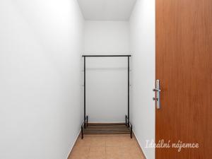 Pronájem bytu 2+kk, Praha - Hlubočepy, Štěpařská, 68 m2