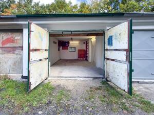 Pronájem garáže, Chomutov, Bezručova, 28 m2