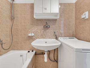 Pronájem bytu 2+1, Praha - Vokovice, Kladenská, 56 m2