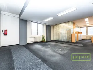 Pronájem kanceláře, Praha - Motol, Plzeňská, 132 m2