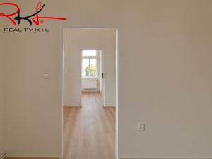 Prodej bytu 3+1, Veltrusy, Komenského, 65 m2