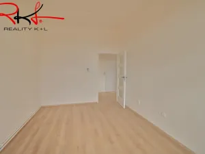 Prodej bytu 3+1, Veltrusy, Komenského, 65 m2