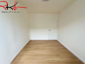 Pronájem bytu 2+kk, Praha, Čakovická, 49 m2