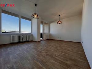 Pronájem bytu 3+1, Hradec Králové, Pod Strání, 74 m2