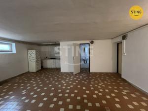 Pronájem výrobních prostor, Pardubice, S. K. Neumanna, 40 m2