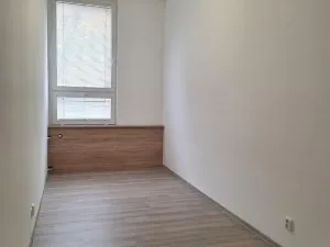 Pronájem bytu 2+1, Meziboří, nám. 8. května, 50 m2