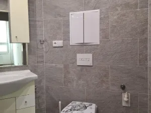 Pronájem bytu 2+1, Meziboří, nám. 8. května, 50 m2