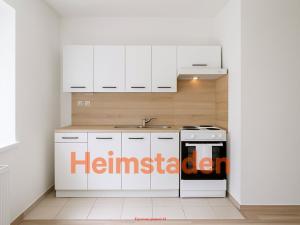 Pronájem bytu 1+kk, Karviná - Nové Město, Janského, 21 m2