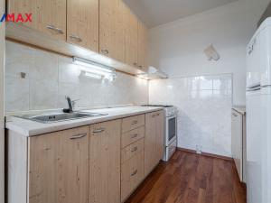 Pronájem bytu 2+kk, Praha, Brandlova, 43 m2