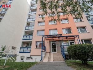 Pronájem bytu 2+kk, Praha, Brandlova, 43 m2