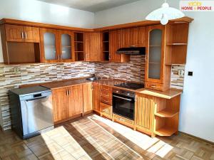 Prodej bytu 3+1, Přeštice, K Cihelně, 86 m2