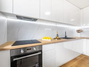 Prodej bytu 3+kk, Praha - Karlín, Molákova, 69 m2