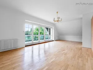 Pronájem rodinného domu, Průhonice, 350 m2