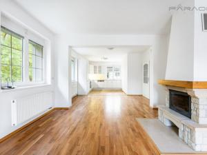 Pronájem rodinného domu, Průhonice, 300 m2