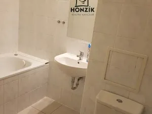 Pronájem bytu 2+kk, Praha, Remízková, 58 m2