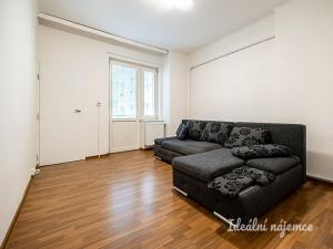Pronájem bytu 2+kk, Praha - Žižkov, Žerotínova, 56 m2