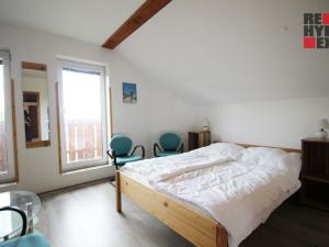 Prodej rodinného domu, Karlovice, 204 m2