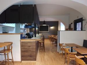 Pronájem restaurace, Praha - Nové Město, Vyšehradská, 130 m2