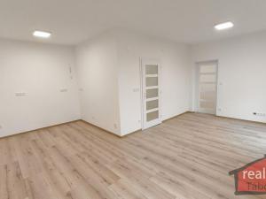 Prodej bytu 2+kk, Nupaky, Nupacká, 62 m2