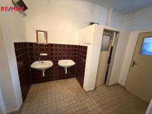 Prodej obchodního prostoru, Pelhřimov, Hodějovická, 206 m2