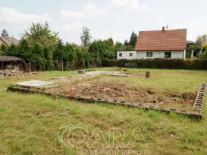 Prodej pozemku pro bydlení, Káraný, 992 m2