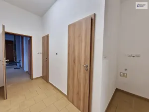 Pronájem bytu 1+kk, Příbram - Příbram VI-Březové Hory, Rožmitálská, 52 m2