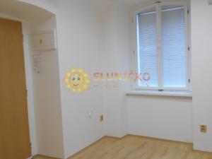 Pronájem obchodního prostoru, Opočno, Komenského, 15 m2