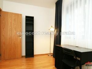 Pronájem bytu 3+kk, Praha, Dělnická, 91 m2