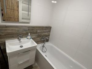 Pronájem bytu 3+kk, Pardubice, Východní, 77 m2