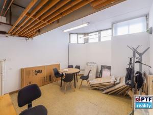 Pronájem výrobních prostor, Plzeň, Brněnská, 145 m2