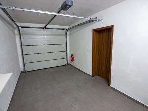 Pronájem bytu 4+kk, Šestajovice, Šeříková, 155 m2
