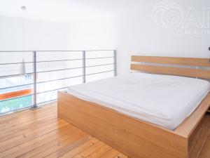 Pronájem bytu 1+kk, Praha - Libeň, Novákových, 40 m2