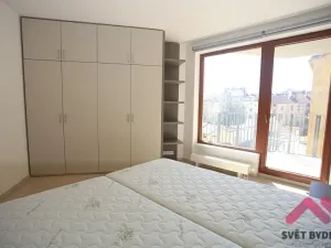 Pronájem bytu 2+kk, Praha - Nusle, Ctiradova, 61 m2