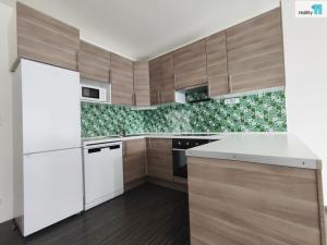 Pronájem bytu 2+kk, Praha - Střížkov, Zakšínská, 51 m2