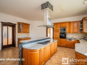 Prodej obchodního prostoru, Praha - Šeberov, K Hrnčířům, 1093 m2