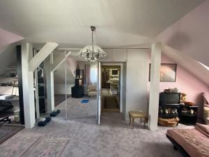 Prodej rodinného domu, Praha - Břevnov, Hošťálkova, 300 m2