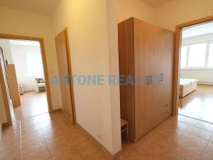 Pronájem bytu 2+kk, Praha - Košíře, Černochova, 69 m2