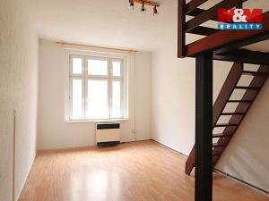 Pronájem bytu 1+1, Karlovy Vary - Rybáře, Lad. Koubka, 45 m2