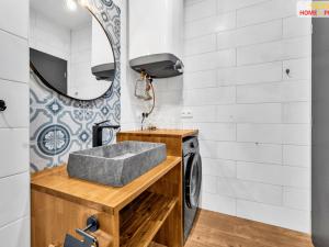 Prodej rodinného domu, Káraný, B. Němcové, 58 m2