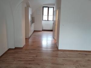 Pronájem bytu 1+kk, Brandýs nad Labem-Stará Boleslav - Stará Boleslav, Mariánské náměstí, 42 m2
