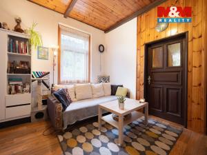Prodej obchodního prostoru, Želízy, 640 m2