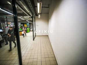 Pronájem obchodního prostoru, Brno, náměstí Svobody, 13 m2