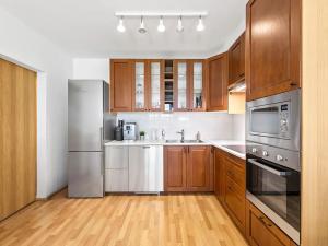 Prodej bytu 2+kk, Praha - Strašnice, Zvěřinova, 61 m2