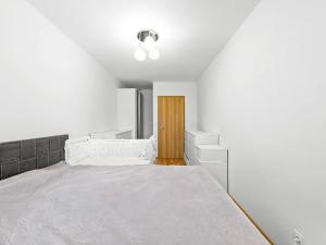 Prodej bytu 2+kk, Praha - Strašnice, Zvěřinova, 61 m2